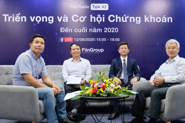 Chuyên gia chỉ ra ba yếu tố khiến lợi nhuận ngân hàng cao trong nửa đầu năm