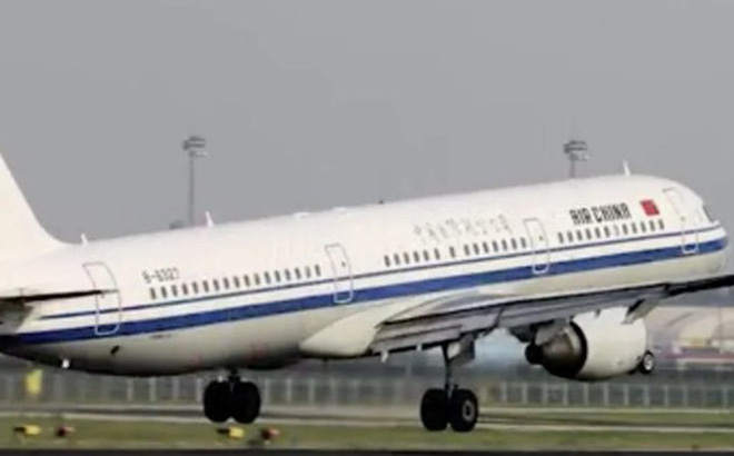 Trung Quốc: Máy bay chuyển hướng vì hành khách chết trong nhà vệ sinh ...