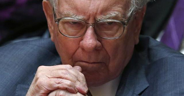 Warren Buffett điểm lại những sai lầm 'ngu ngốc' trong hàng chục năm đầu tư