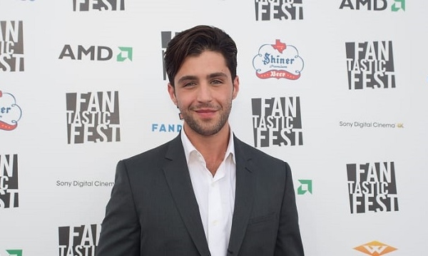 Bài học quản lý tiền bạc của diễn viên Josh Peck: 'Đừng đặt tất cả trứng vào một giỏ'