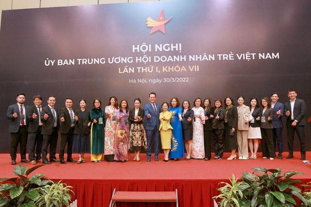Doanh nhân Mai Hữu Tín: Tất cả tỷ phú đều đã từng là các doanh nhân trẻ