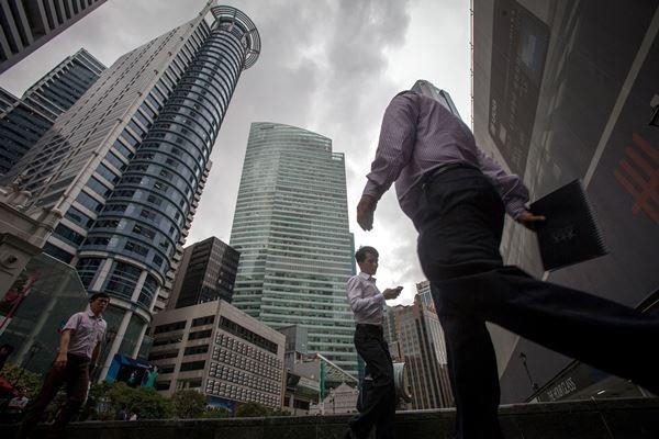 Thị trường M&A toàn cầu kém sôi động do khủng hoảng Ukraine