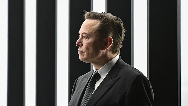Elon Musk mất hơn 12 tỷ USD một ngày