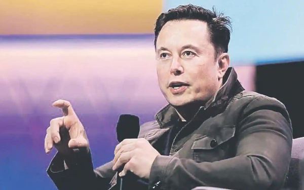Elon Musk tuyên bố không cần bằng đại học vẫn có thể làm cho Tesla, nhưng trước hết phải vượt qua 2 bài kiểm tra “cân não