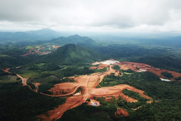 Indonesia xem xét cấm xuất khẩu bauxite và thiếc