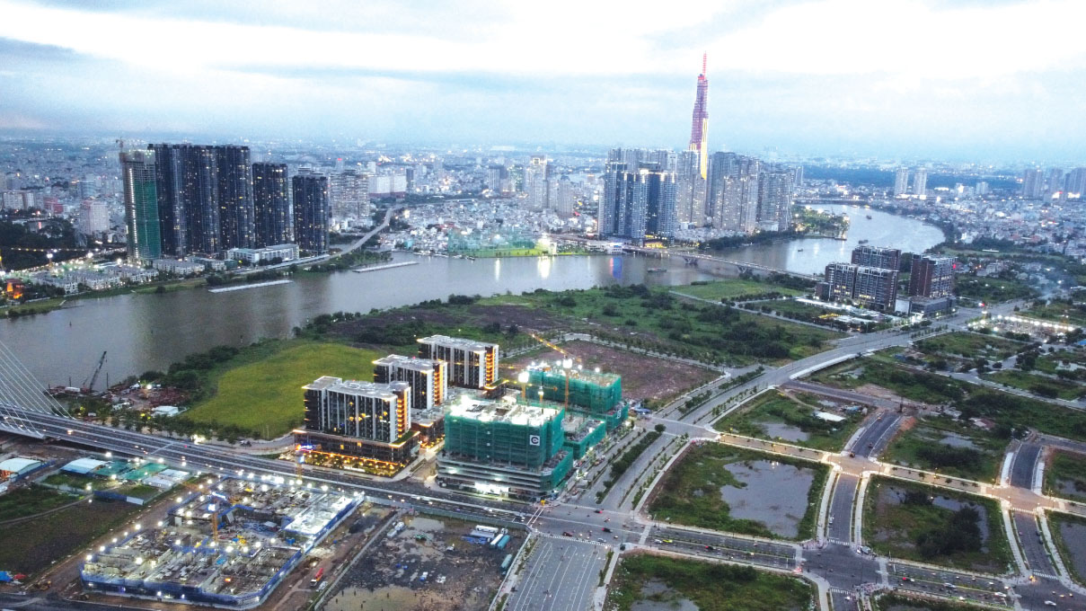 Nhìn lại đất đai