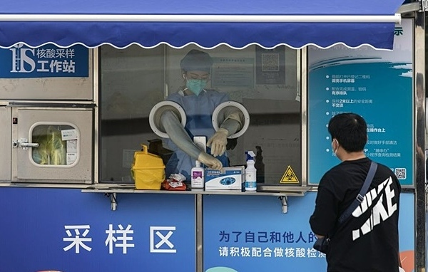 Thượng Hải phát hiện ca nhiễm cộng đồng, quá trình mở cửa còn gian nan