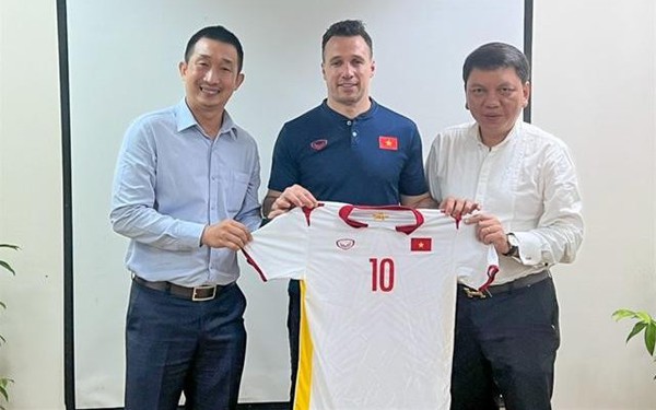 Tân HLV ĐT Futsal Việt Nam: 'Tôi muốn khi rời đi, futsal Việt Nam sẽ tốt hơn hiện tại'