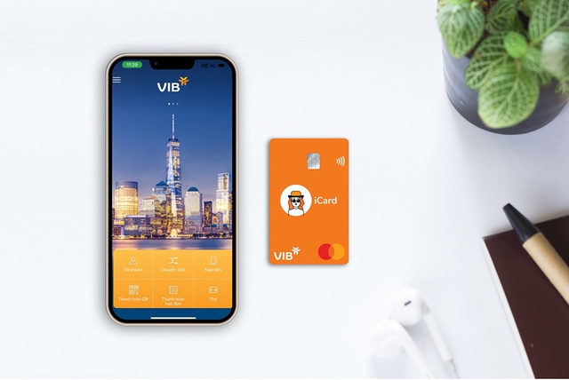 Nỗ lực quyến rũ người tiêu dùng trẻ của các ngân hàng hàng đầu Việt Nam