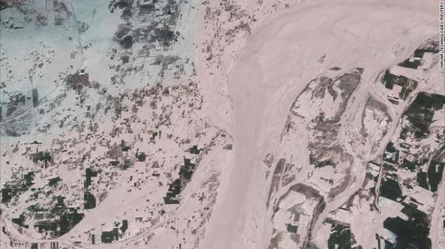 Đáng sợ như lũ lụt Pakistan: Từ đồng bằng thành hồ nội địa rộng 100 km