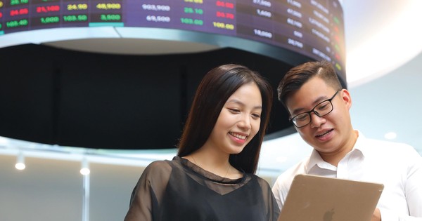 Chọn công ty chứng khoán gửi... tài khoản