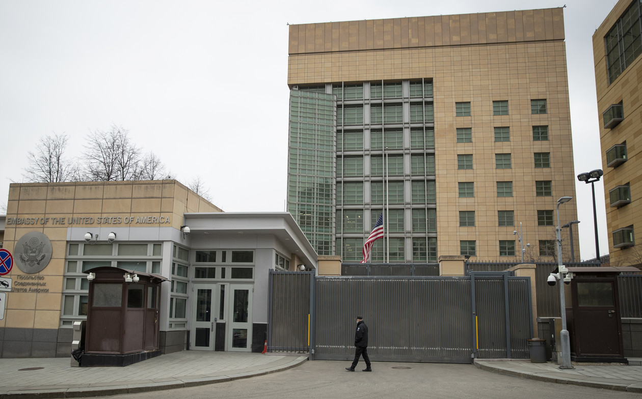 Đại sứ quán Mỹ tại Moscow kêu gọi công dân Mỹ rời khỏi Nga 'ngay lập tức'