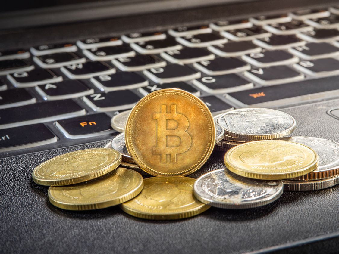Tin vắn Crypto 07/10: Giá trị thực của Bitcoin thấp hơn nhiều so với giá giao ngay hiện tại cùng tin tức MakerDAO, Grayscale, Shiba Inu, Lido Finance