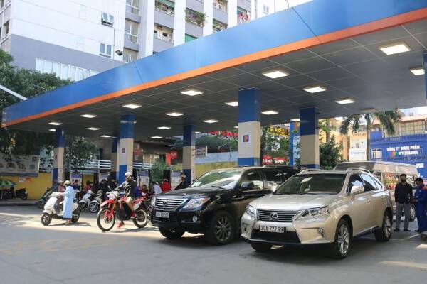 Lợi nhuận của các nhà phân phối xăng dầu trong quý IV có thể cải thiện sau khi nâng chi phí kinh doanh