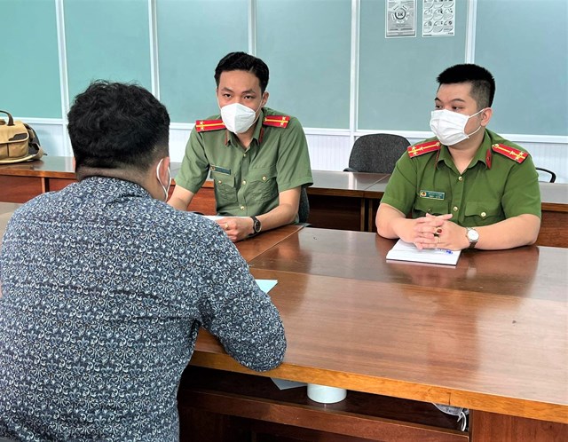 Siết hoạt động cò nhà đất