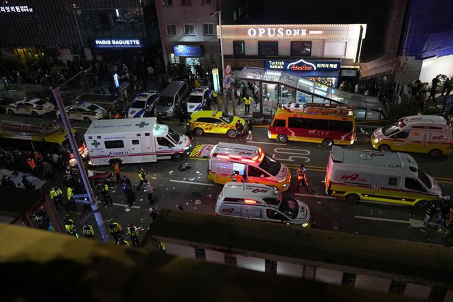 Itaewon: Ngàn năm phồn thịnh, một đêm thành tang tóc sau vụ giẫm đạp kinh hoàng