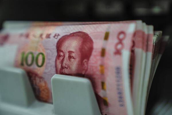 Trung Quốc mắc kẹt giữa đồng USD mạnh lên và yen Nhật yếu đi