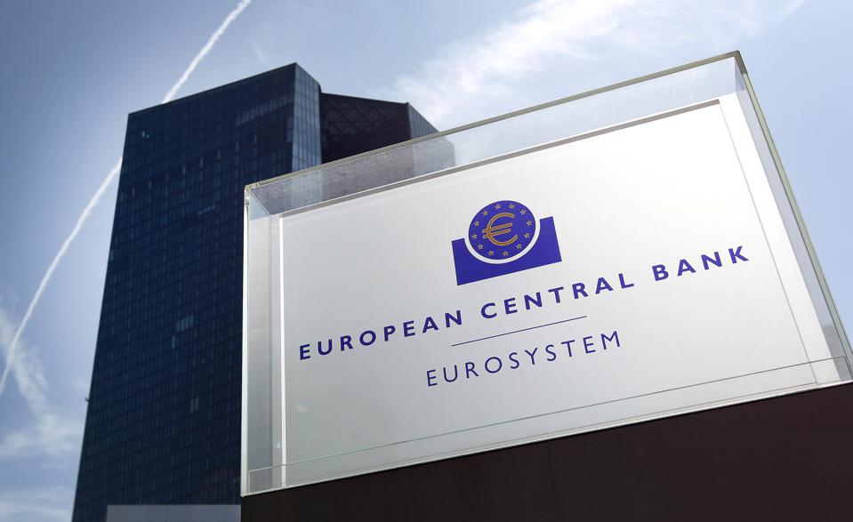 Định hướng lãi suất sai lầm của ECB