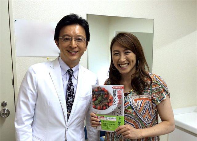 Bác sĩ người Nhật 56 tuổi nhưng mạch máu khỏe như 28 tuổi nhờ uống 3 loại nước quen thuộc
