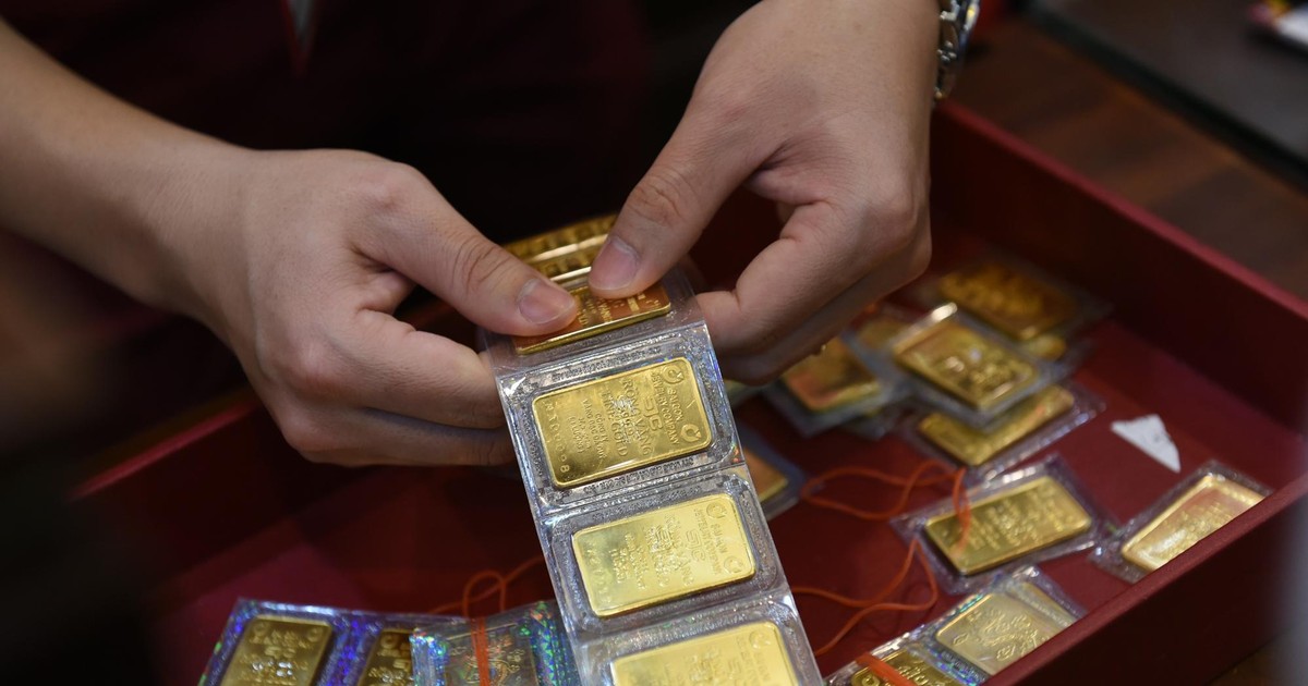 Giá vàng hôm nay ngày 3/12: Vàng SJC thủng mốc 67 triệu đồng/lượng