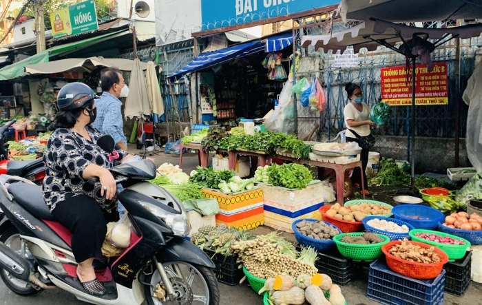 Sức mua hàng thực phẩm, rau xanh tăng gấp từ 3-4 lần