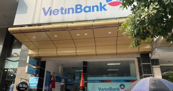 NĐT cá nhân chuyển bán ròng hơn 3.550 tỷ đồng trong tuần trước Tết Nguyên đán, tập trung xả SSI, HPG, CTG