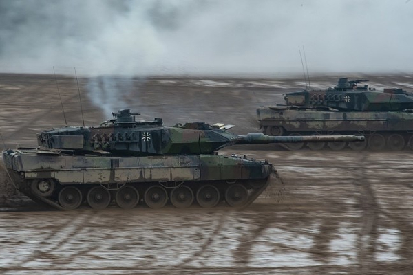 Đức đồng ý gửi xe tăng chủ lực Leopard cho Ukraine