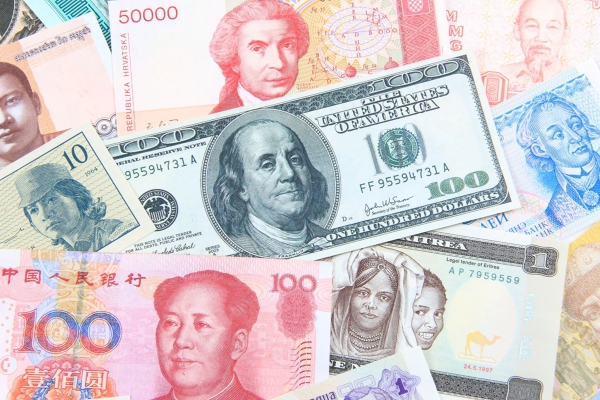 Tỷ giá ngoại tệ hôm nay 28/1: Biến động trái chiều trong phiên cuối tuần