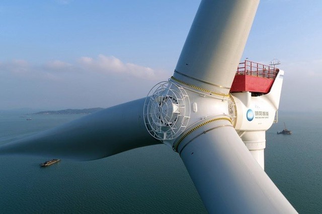 Trung Quốc khởi công trang trại điện gió quy mô khủng: Sử dụng turbine mạnh gấp 1,6 lần thông thường, diện tích cánh quạt quét qua bằng 7 sân bóng đá
