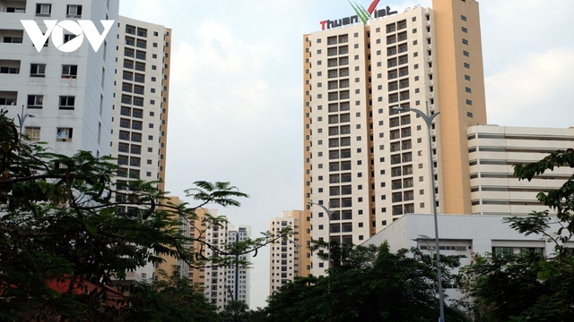 Cảnh đìu hiu, nhếch nhác tại khu căn hộ Thủ Thiêm chuẩn bị đấu giá lần 4