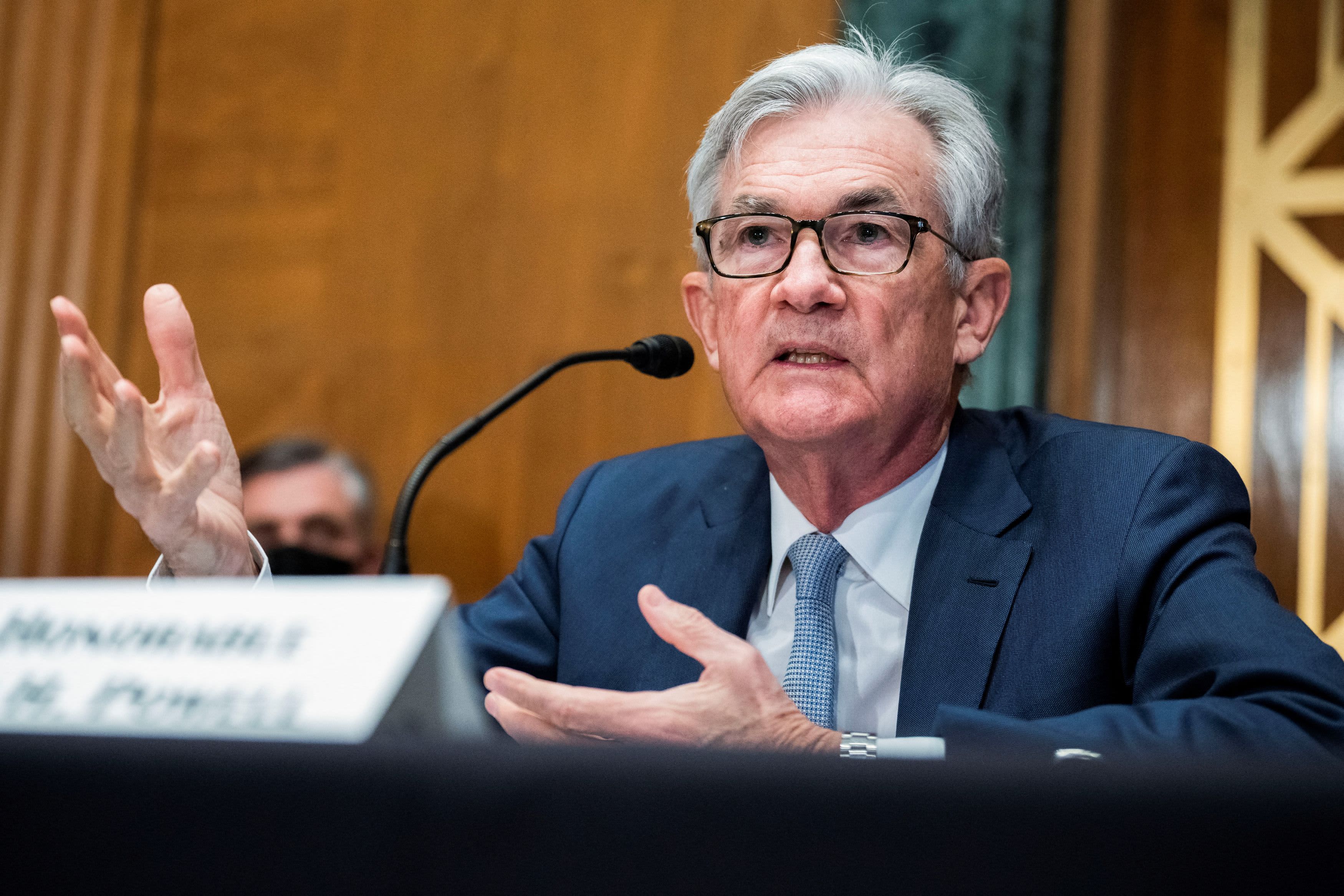 Giới đầu tư lo ngại thị trường sẽ sụp đổ nếu lãi suất Fed chạm 6%