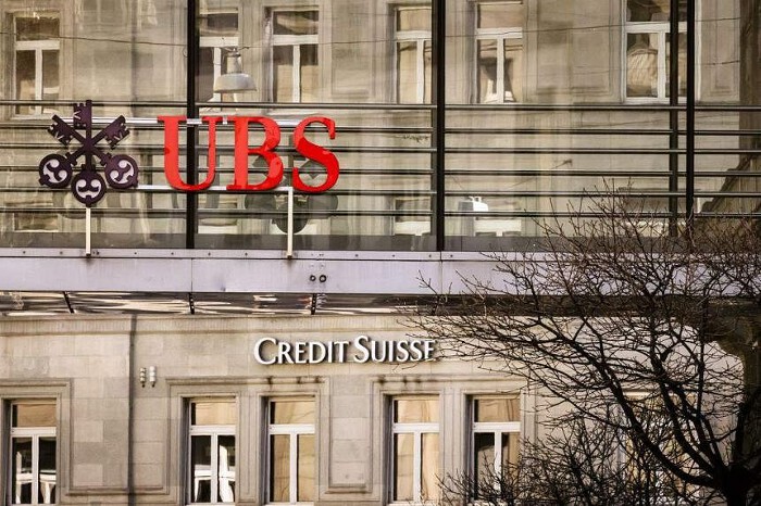 Financial Times: UBS chào mua Credit Suisse với giá tối đa 1 tỷ USD, bằng 1/8 vốn hóa hiện tại