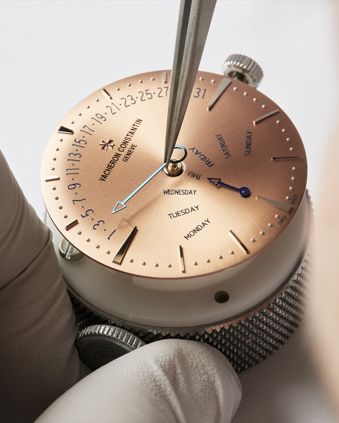 Vacheron Constantin giới thiệu 5 mẫu Overseas tại triển lãm đồng hồ