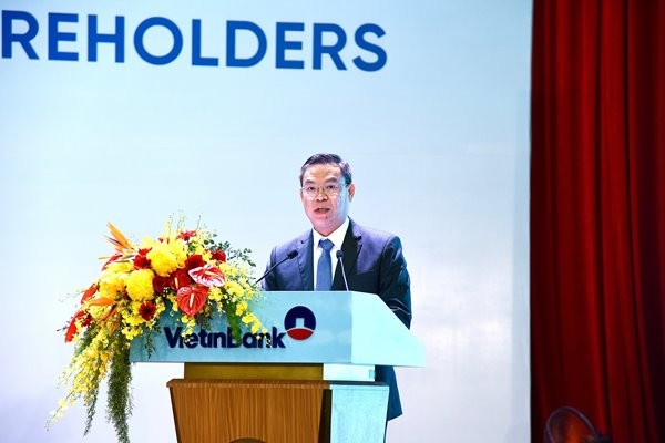 Ngân hàng tuần qua: Trái phiếu, lợi nhuận nóng mùa ĐHĐCĐ; Doanh nghiệp sắp được cơ cấu nợ