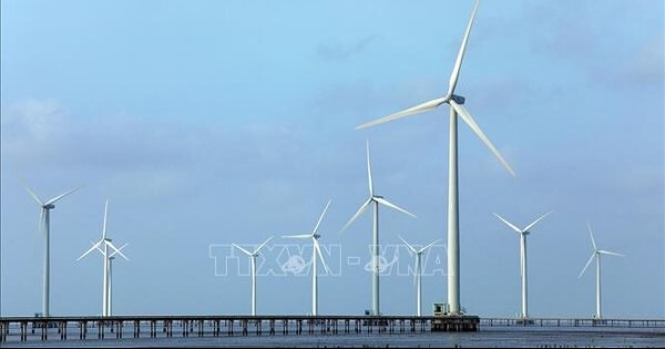 23 nhà đầu tư điện gió, điện mặt trời kiến nghị 'gỡ vướng' trong đàm phán giá điện