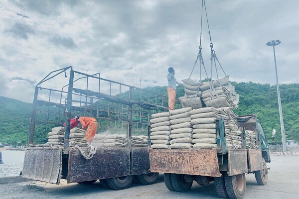 Không tăng giá bán, xuất khẩu xi măng, clinker của Việt Nam vẫn giảm mạnh