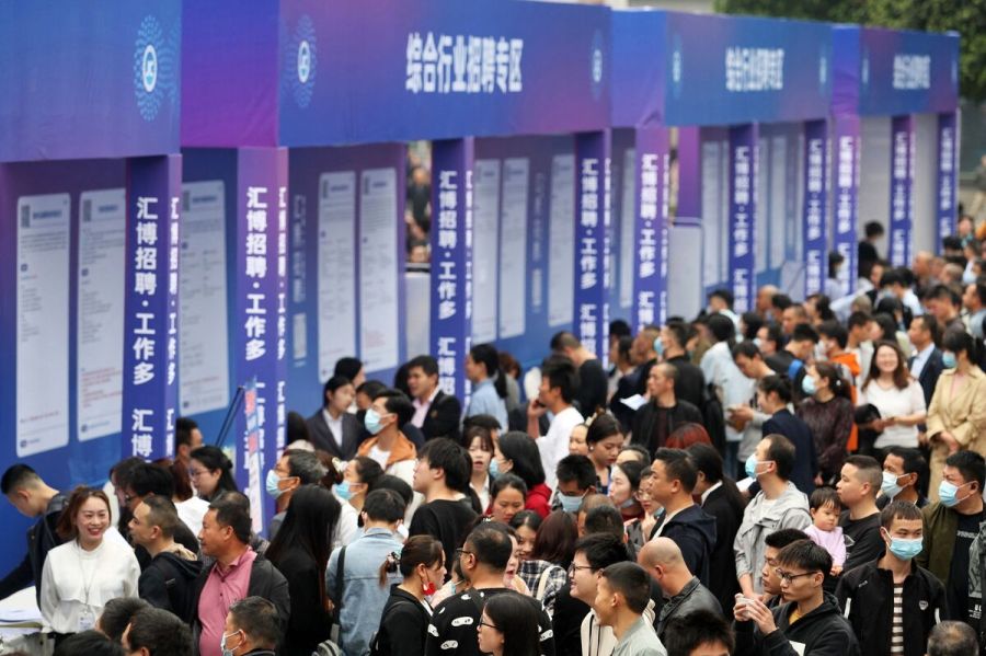 Tỷ lệ thất nghiệp giới trẻ Trung Quốc cao kỷ lục