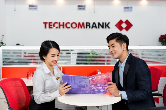 Lãi suất ngân hàng Techcombank tháng 6/2023 đồng loạt giảm tại các kỳ hạn