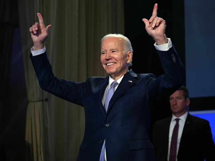 Mỹ suy thoái năm 2023 sẽ giúp tăng khả năng tái đắc cử của ông Biden