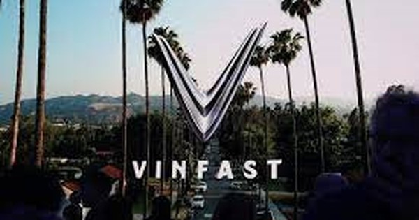 Cổ phiếu VinFast đã tăng 251% kể từ khi lên sàn, vốn hóa gần bằng GM và Ford cộng lại
