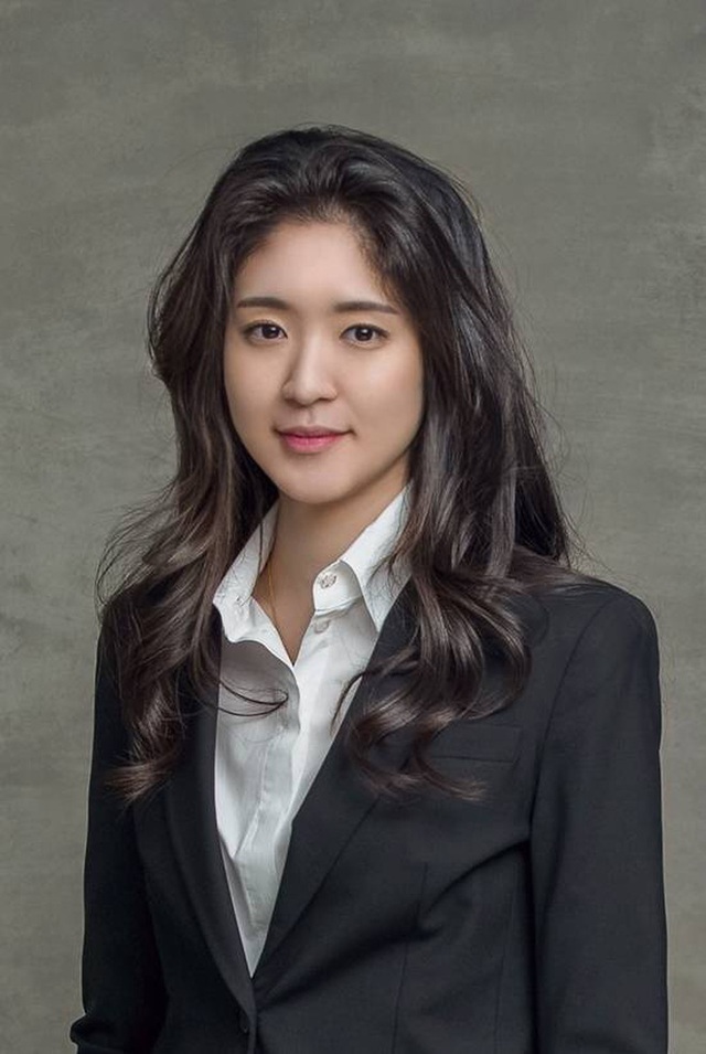 Đại tiểu thư tập đoàn mỹ phẩm Amorepacific: Nhan sắc ngút ngàn tựa diễn viên, gây sốc với cuộc hôn nhân khó tin cùng chồng tài phiệt