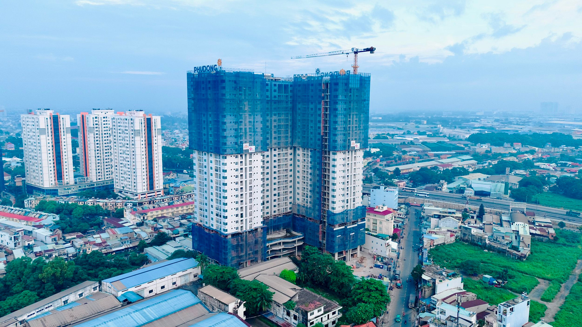 Gia đình trẻ săn chung cư an toàn
