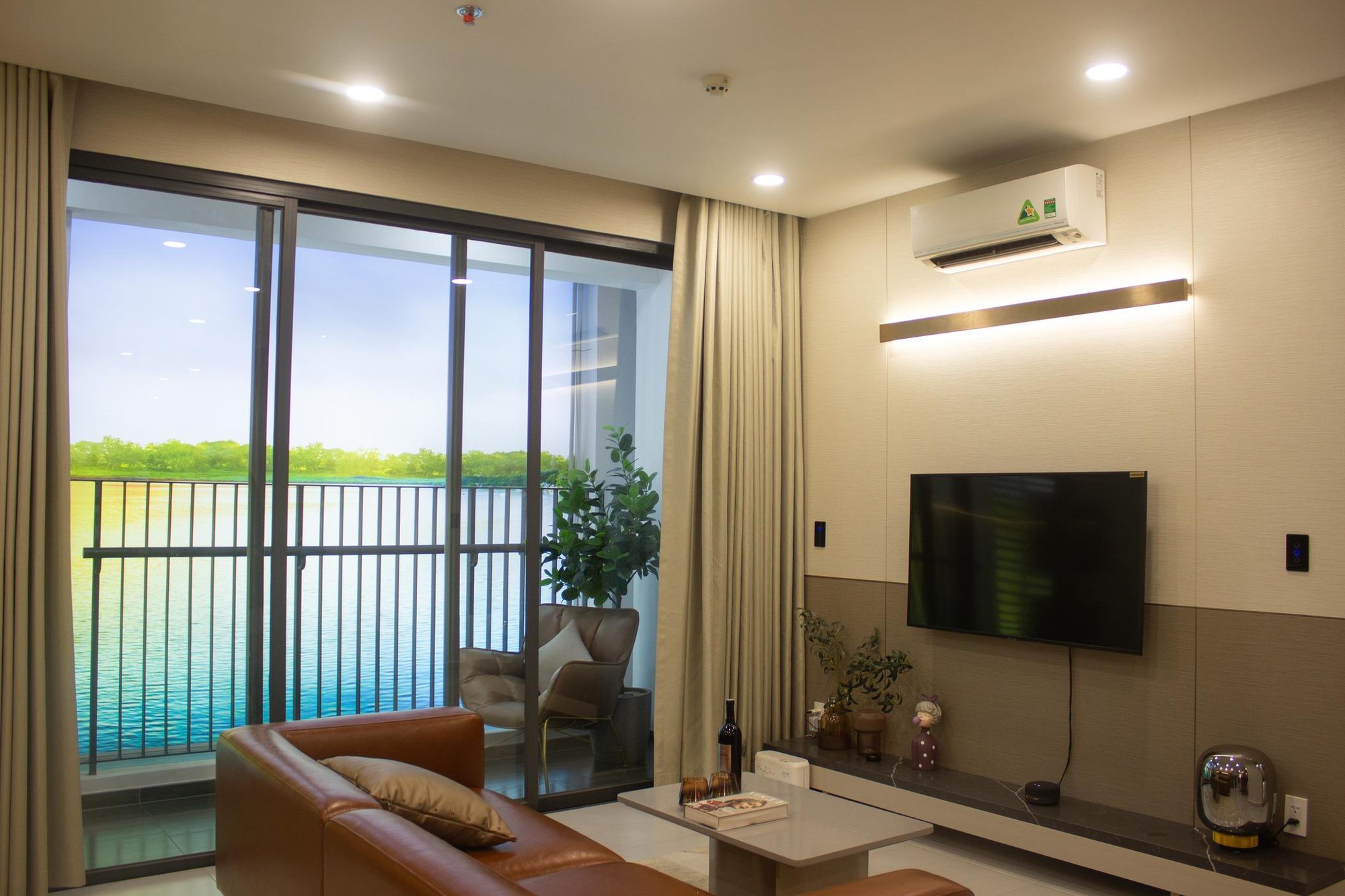FPT Smart Home phủ sóng toàn bộ căn hộ The Hybrid Thủ Đức