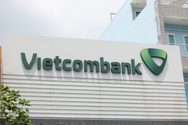 Vietcombank tiếp tục giảm lãi suất tiền gửi, lãi 12 tháng lùi về 5%/năm