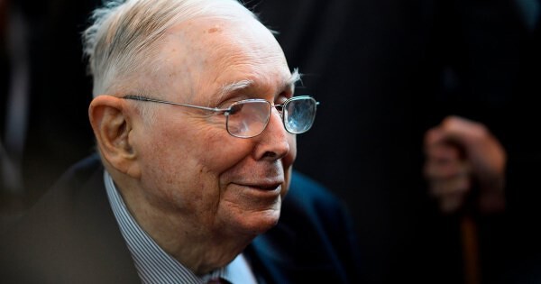 Những bài học đầu tư của huyền thoại Charlie Munger