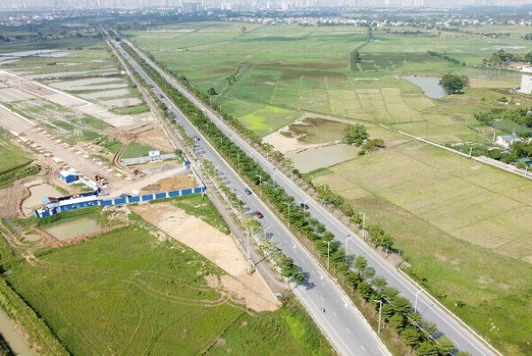 Sóng săn đất nền vùng ven Hà Nội dọc theo Vành đai 4