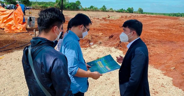 Cận Tết, nhiều người rơi vào trạng thái “tiếp tục chờ đất tăng giá hay chấp nhận bán lỗ để thu hồi vốn”