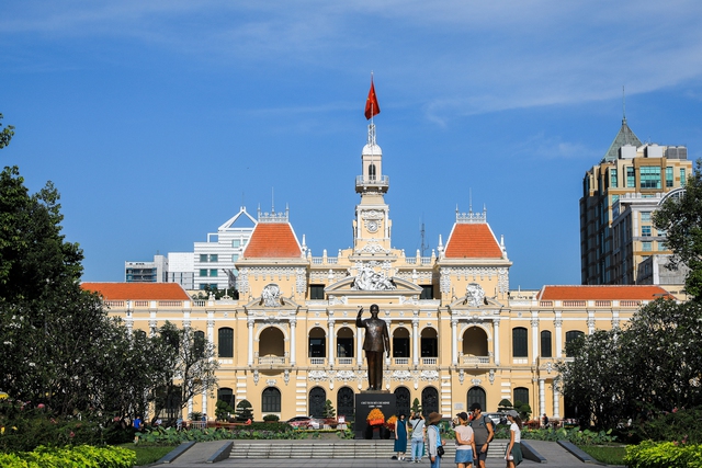 Phường chỉ rộng bằng một khu đô thị nhưng là trái tim của TP. HCM, có con đường thuộc top đắt nhất thế giới