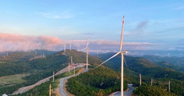 Doanh nghiệp đề xuất EVN mua điện từ Lào về Việt Nam với giá 1.700 đồng/kWh: Ai đứng sau?