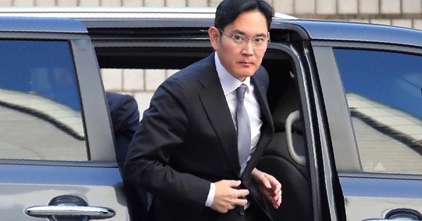 Hé lộ điều khiến chủ tịch Lee Jae-yong và 40 giám đốc lo sợ nếu Samsung sa sút dù chỉ 1 chút cũng 'không dễ dàng phục hồi'